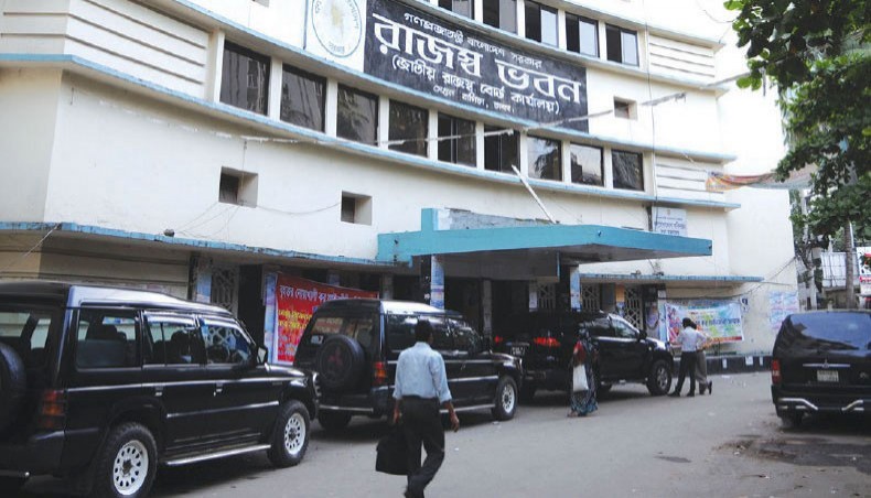 A file photo shows the National Board of Revenue headquarters in Dhaka. Most of the large corporate taxpayers have projected a dismal business prospect and lower growth in value-added tax payment in the current fiscal year 2020-2021 due to the COVID‑19 fallout and the consequent slowdown in economic activities.— New Age photo