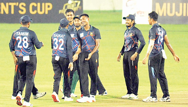 Tamim XI pacer Mustafizur Rahman (C) celebrates one of his three wickets against Nazmul XI during their BCB President’s Cup match at the Sher-e-Bangla National Stadium on Thursday. — New Age photo