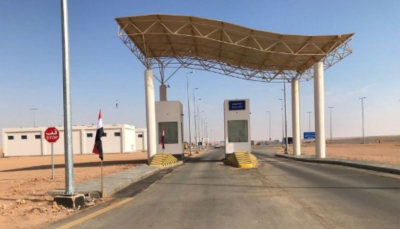 A handout picture released by the Iraqi Border Crossing Commission on November 18, 2020 shows the Arar border crossing between Iraq and Saudi Arabia.- AFP photo