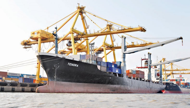 A file photo shows a partial view of the Chattogram port. The government has reduced the service charge for the registered exporters system of the European Union as readymade garment exporters termed the fee illogical.— New Age photo
