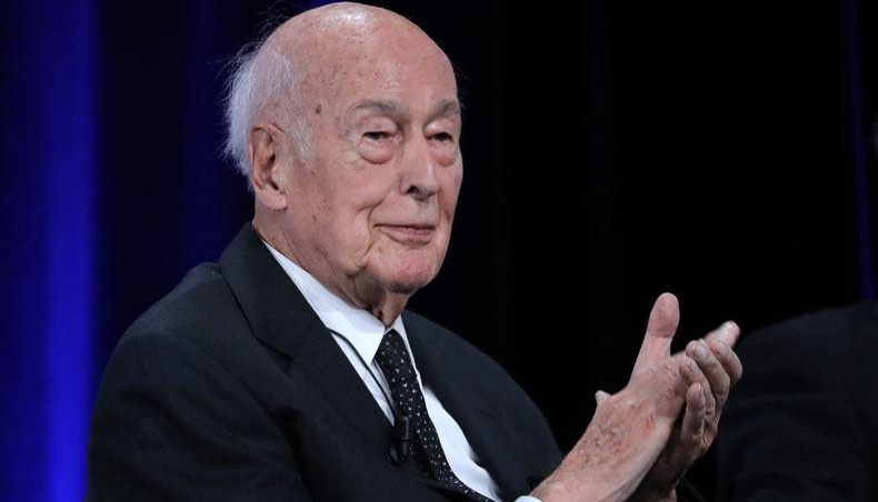 In this file photo taken on June 20, 2019 former French president Valery Giscard d'Estaing applauds at the conference of the 50th anniversary of the election of Georges Pompidou to the Presidency of the Republic 'With Georges Pompidou, think France: inheritances and perspectives' in Paris. -- AFP photo