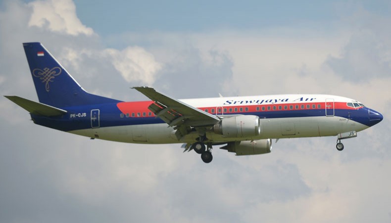 This file photo taken over Tangerang on March 18, 2013, shows a Sriwijaya Air Boeing 737-300 aircraft, a similar model to the Indonesian airline's Boeing 737-500 operating as flight SJY182 that lost contact during a flight from Jakarta to Pontianak on January 9, 2021. — AFP Photo