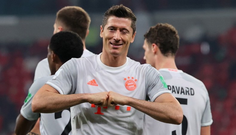 Bayern Munich forward Robert Lewandowski celebrates his second goal during their FIFA Club World Cup semi-final match against Egypt's Al-Ahly at the Ahmed bin Ali Stadium in Ar-Rayyan, Qatar on Monday. — AFP photo