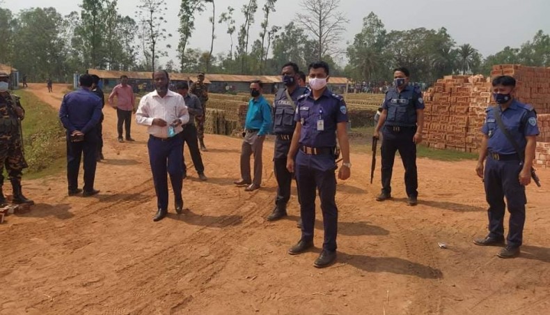 Authorities conduct a drive against brick kilns in Chattogram on Tuesday.- New Age photo