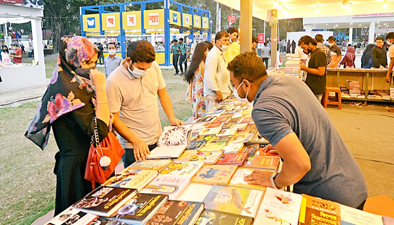 Visitors in Ekushey Book Fair on March 30. — Agence France-Presse/Munir Uz zaman