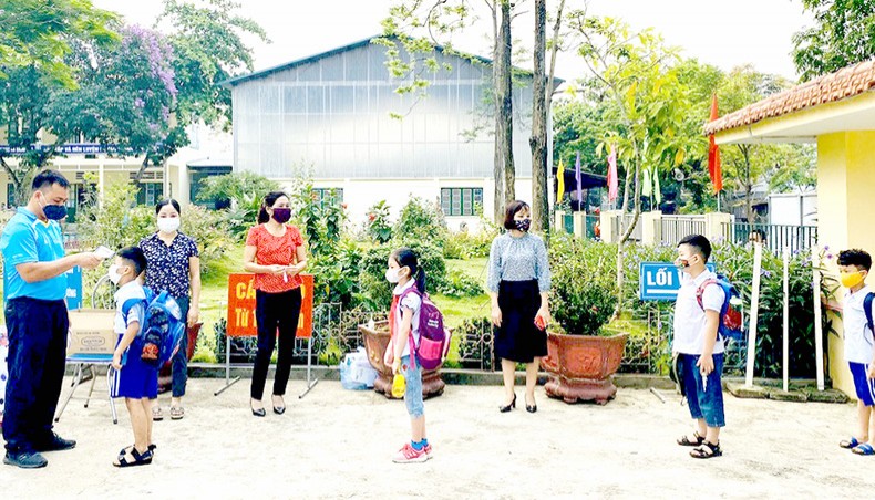 Teachers and students were able to return to school in Lao Cai, Viet Nam, in May 2020. — UNICEF