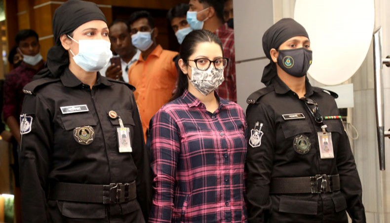 Oriq eshak porno BDSM jabduqlari