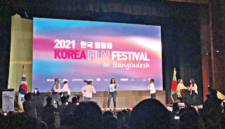 Bangladeshi k-pop girl group Rebel’s Groove performs at the inaugural ceremony of Korean Film and Tourism Festival 2021 at the Main Auditorium of the Bangladesh National Museum on Wednesday. — New Age photo
