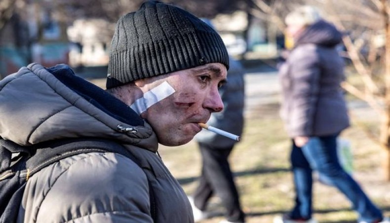 does zelensky smoke cigarettes In Kyiv, an art gallery turned air raid shelter Poland stripped Ukrainian President Volodymyr