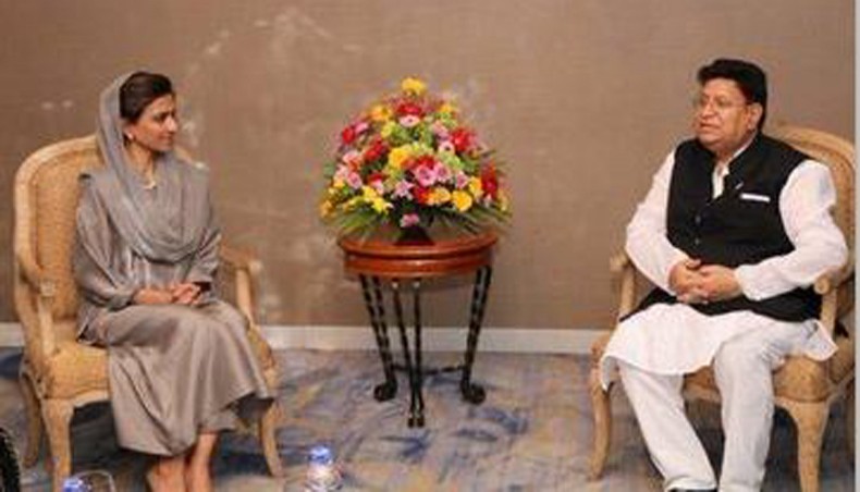 Hina Rabbani Khar Fashion