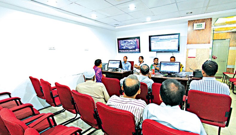 Dhaka stocks gain slightly but turnover falls - Vimarsana News