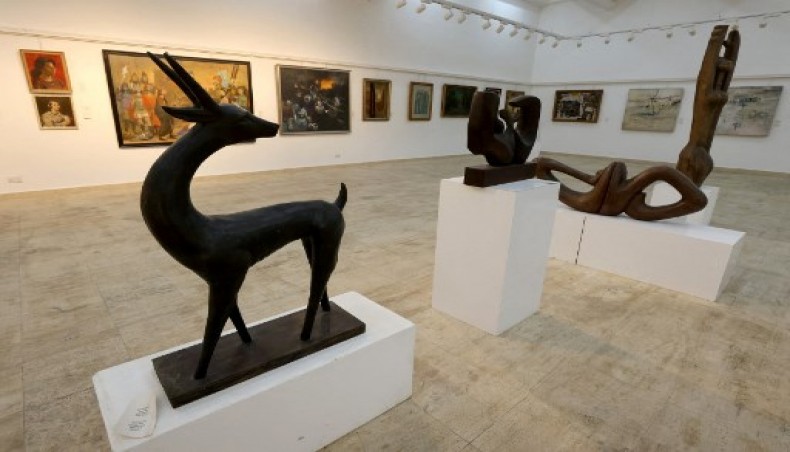 Prized modern art of Iraq plagued by forgery, trafficking - Vimarsana News
