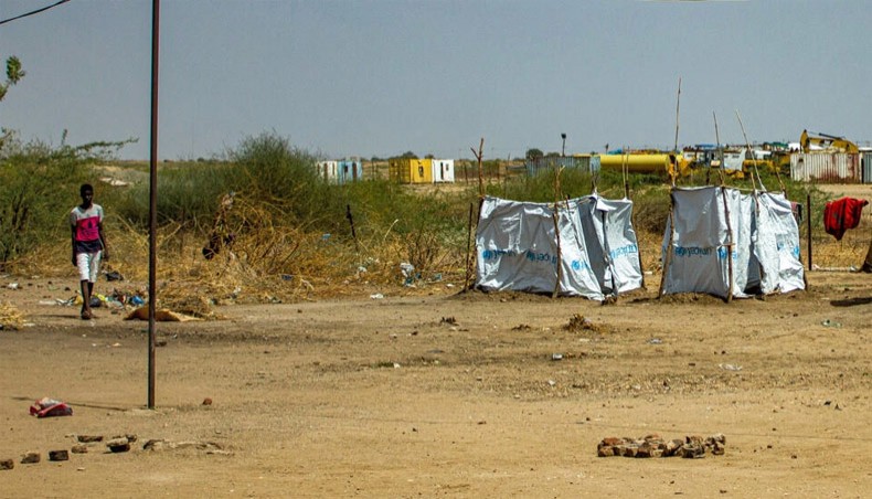 Fighting shakes Khartoum as displaced battle diseases - Vimarsana News