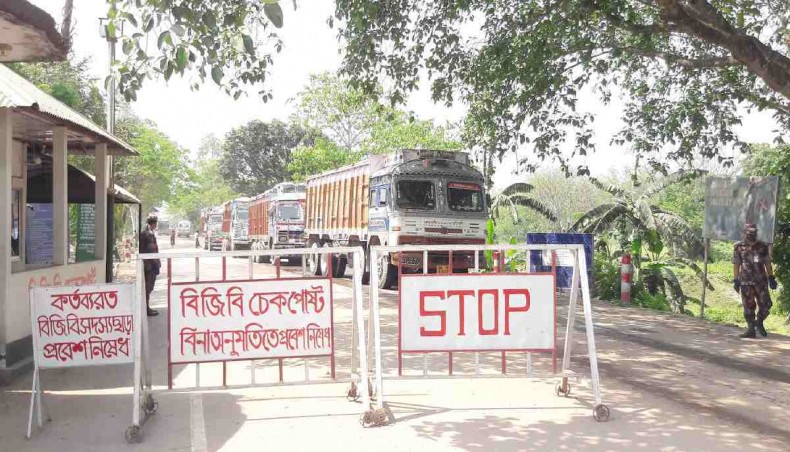 New Age | Burimari land port shut for 6 days amid workers' strike