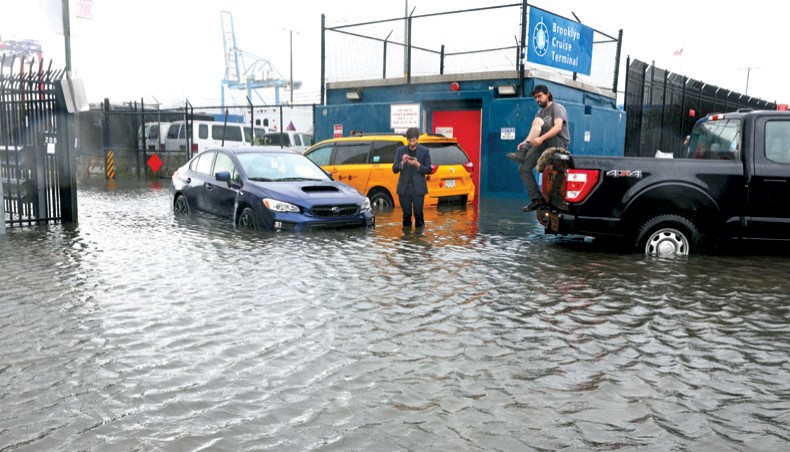 New Age | NY flooded by rain, subway partly paralysed