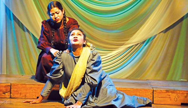 New Age | Dhaka Theatre premieres ‘Medea’