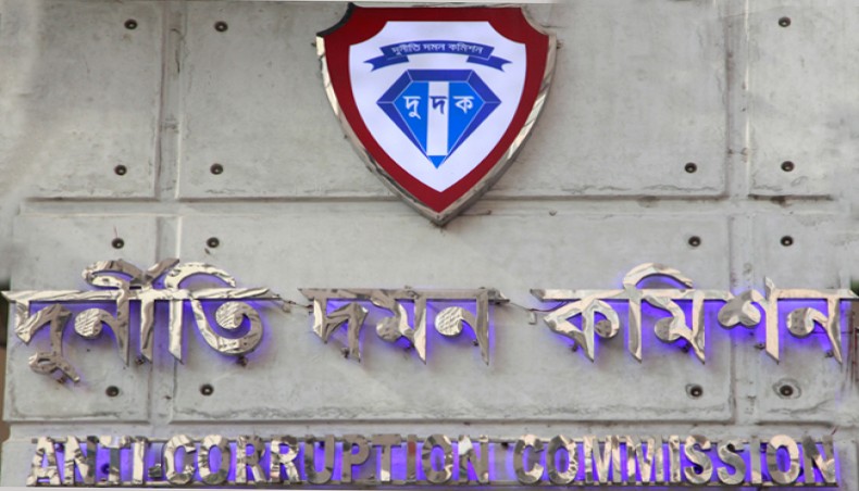New Age | ACC raids Rajshahi BRTA office